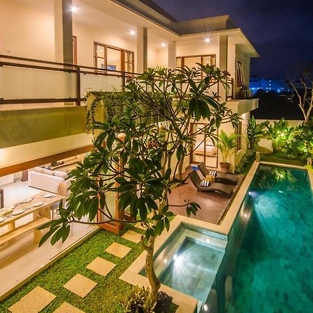 Villa Tepi Sungai Legian Camera foto