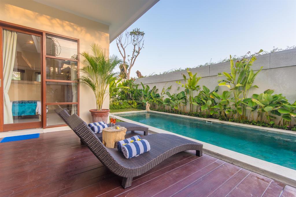 Villa Tepi Sungai Legian Camera foto