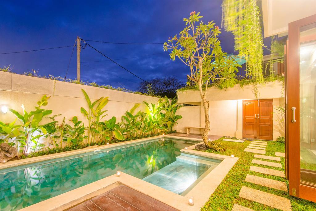 Villa Tepi Sungai Legian Camera foto