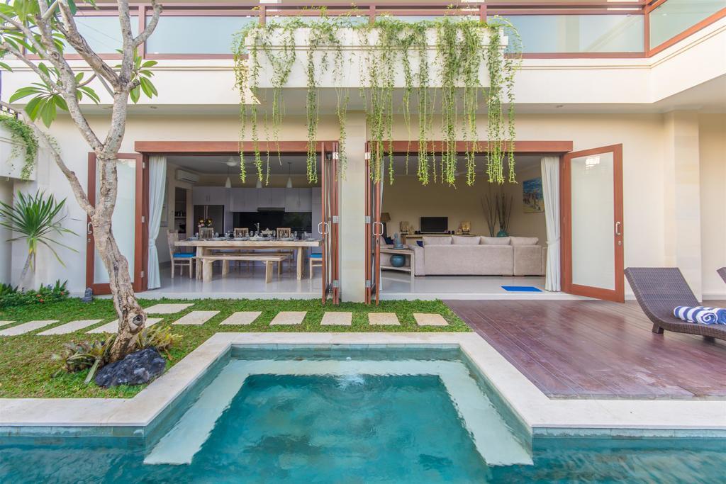 Villa Tepi Sungai Legian Camera foto