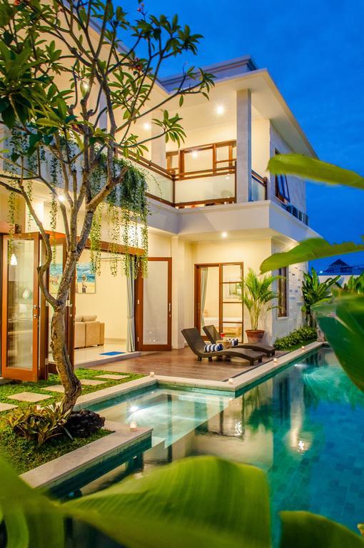 Villa Tepi Sungai Legian Camera foto