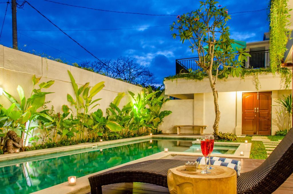 Villa Tepi Sungai Legian Camera foto